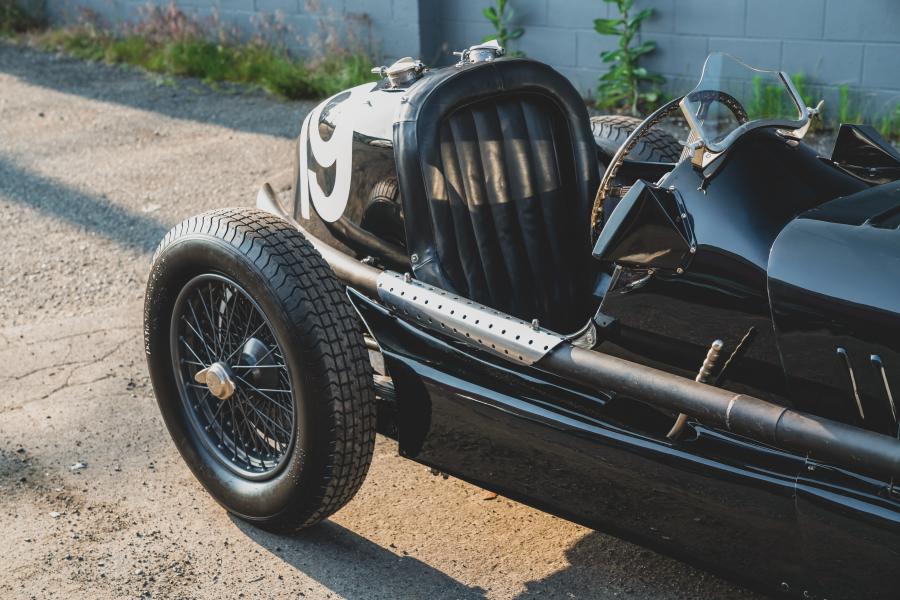 Детали экстерьера Alta 1&frac12;-Litre (52S) 1935 года  (фото 13 из 15)